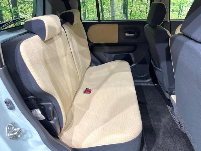 アルトラパン Ｇ　４ＷＤ　ＳＤナビ　バックカメラ　シートヒーター　スマートキー　ＣＤ　ＵＳＢ　ｉＰｏｄ　地デジ　ドアバイザー　ヘッドライトレベライザー　パワーウィンドウ　パワーステアリング　トラクションコントロール（8枚目）