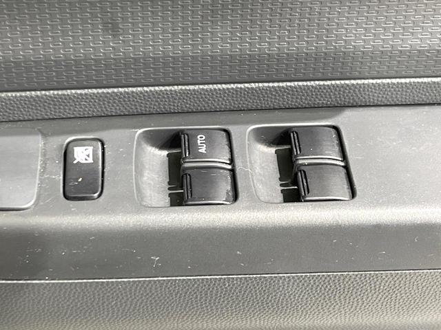 アルトラパン Ｇ　４ＷＤ　ＳＤナビ　バックカメラ　シートヒーター　スマートキー　ＣＤ　ＵＳＢ　ｉＰｏｄ　地デジ　ドアバイザー　ヘッドライトレベライザー　パワーウィンドウ　パワーステアリング　トラクションコントロール（25枚目）