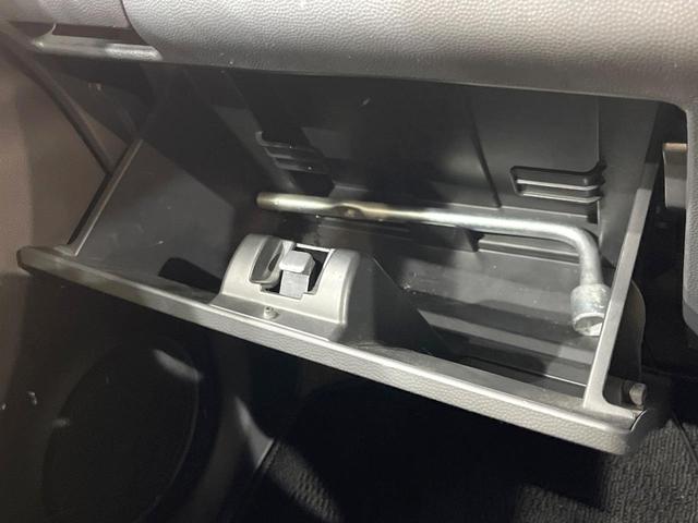 アルトラパン Ｇ　４ＷＤ　ＳＤナビ　バックカメラ　シートヒーター　スマートキー　ＣＤ　ＵＳＢ　ｉＰｏｄ　地デジ　ドアバイザー　ヘッドライトレベライザー　パワーウィンドウ　パワーステアリング　トラクションコントロール（40枚目）