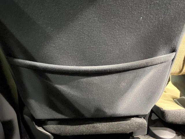 アルトラパン Ｇ　４ＷＤ　ＳＤナビ　バックカメラ　シートヒーター　スマートキー　ＣＤ　ＵＳＢ　ｉＰｏｄ　地デジ　ドアバイザー　ヘッドライトレベライザー　パワーウィンドウ　パワーステアリング　トラクションコントロール（42枚目）