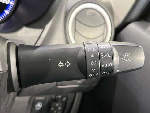 eKカスタム Tセーフティパッケージ 4WD ターボ e-アシスト 全周囲カメラ シートヒーター スマートキー HIDヘッド オートハイビーム 車線逸脱警報 オートライト オートエアコン 純正15インチアルミ CD(28枚目)