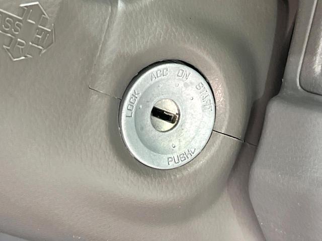 NV100クリッパーバン DX 4WD 5速MT プライバシーガラス 盗難防止装置 トラクションコントロール ヘッドライトレベライザー(30枚目)