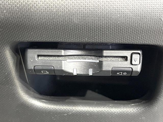 ムーヴ カスタム RS 4WD ターボ 禁煙車 スマートキー LEDヘッド ETC オートライト オートエアコン 純正15インチアルミ アイドリングストップ momoステアリング プッシュスタートボタン(5枚目)