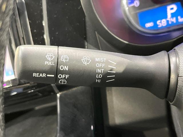 ムーヴ カスタム RS 4WD ターボ 禁煙車 スマートキー LEDヘッド ETC オートライト オートエアコン 純正15インチアルミ アイドリングストップ momoステアリング プッシュスタートボタン(23枚目)