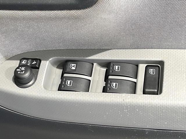 キャスト アクティバX SAIII 4WD スマートアシスト ドラレコ コーナーセンサー スマートキー オートハイビーム オートライト オートエアコン CD パワーステアリング パワーウィンドウ アイドリングストップ ダウンアシスト(29枚目)