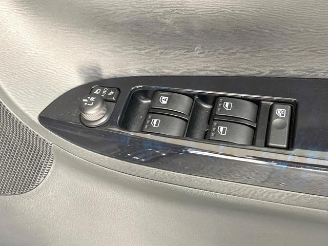 タント カスタムRS トップエディションSAIII 4WD 禁煙車 ターボ 両側電動ドア 純正8型SDナビ バックカメラ スマートアシスト 半革シート シートヒーター ドラレコ コーナーセンサー スマートキー LEDヘッド ETC オートハイビーム(32枚目)