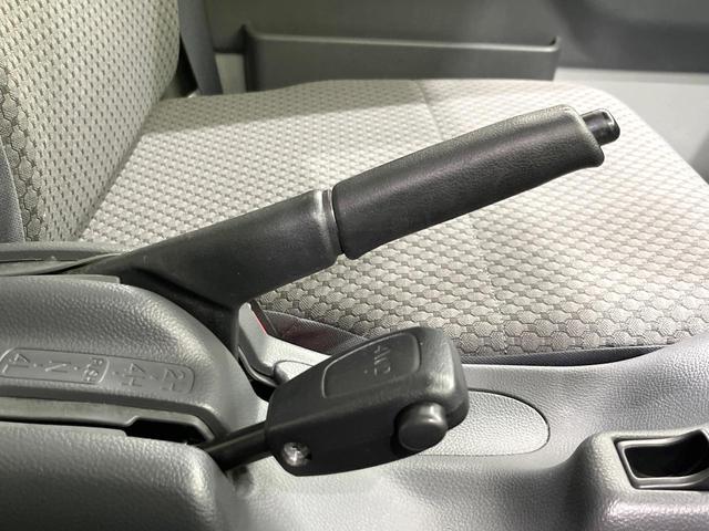 キャリイトラック KX 4WD MT車 禁煙車 CD ドアバイザー ヘッドライトレベライザー トラクションコントロール(25枚目)