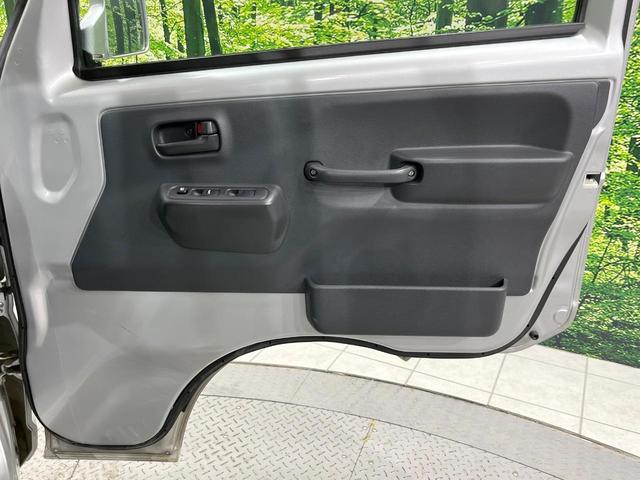キャリイトラック KX 4WD MT車 禁煙車 CD ドアバイザー ヘッドライトレベライザー トラクションコントロール(30枚目)