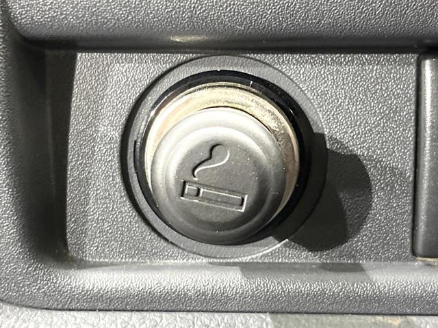 キャリイトラック KX 4WD MT車 禁煙車 CD ドアバイザー ヘッドライトレベライザー トラクションコントロール(35枚目)