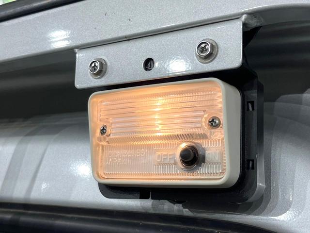 キャリイトラック KX 4WD MT車 禁煙車 CD ドアバイザー ヘッドライトレベライザー トラクションコントロール(38枚目)
