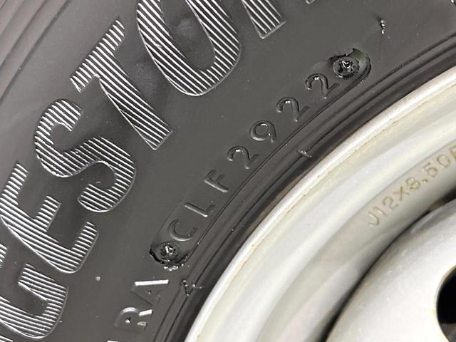 キャリイトラック KX 4WD MT車 禁煙車 CD ドアバイザー ヘッドライトレベライザー トラクションコントロール(45枚目)