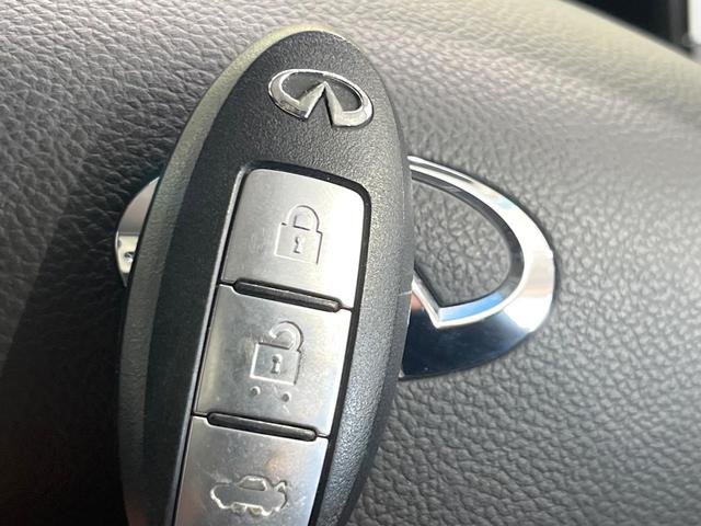 フーガ 370GT FOUR 4WD サンルーフ 純正HDDナビ 全周囲カメラ エマージェンシーブレーキ レーダークルーズ 禁煙車 レザーシート 前席シートエアコン コーナーセンサー スマートキー LEDヘッド ビルトインETC(42枚目)