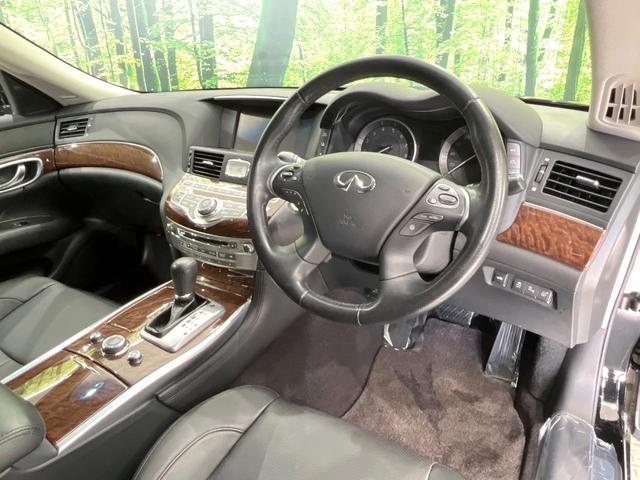 フーガ 370GT FOUR 4WD サンルーフ 純正HDDナビ 全周囲カメラ エマージェンシーブレーキ レーダークルーズ 禁煙車 レザーシート 前席シートエアコン コーナーセンサー スマートキー LEDヘッド ビルトインETC(52枚目)