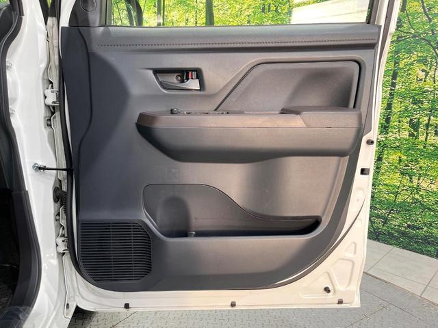 ルーミー Ｘ　４ＷＤ　電動スライドドア　寒冷地仕様　スマートキー　オートライト　ＣＤ　シートヒーター　横滑り防止機能　アイドリングストップ　電動格納ドアミラー　ヘッドライトレベライザー　ドアバイザー　エアコン（41枚目）