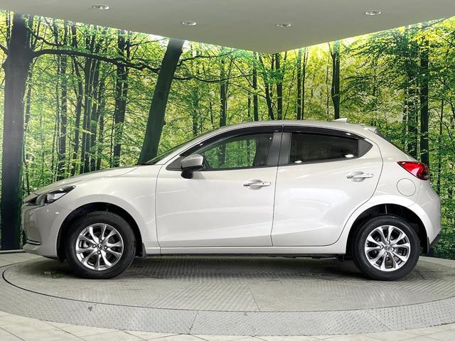 MAZDA2 15S サンリットシトラス 4WD 8インチマツダコネクト 全周囲カメラ スマートブレーキサポート レーダークルーズ 禁煙車 ドラレコ コーナーセンサー スマートキー LEDヘッド オートハイビーム 車線逸脱警報 オートライト(59枚目)