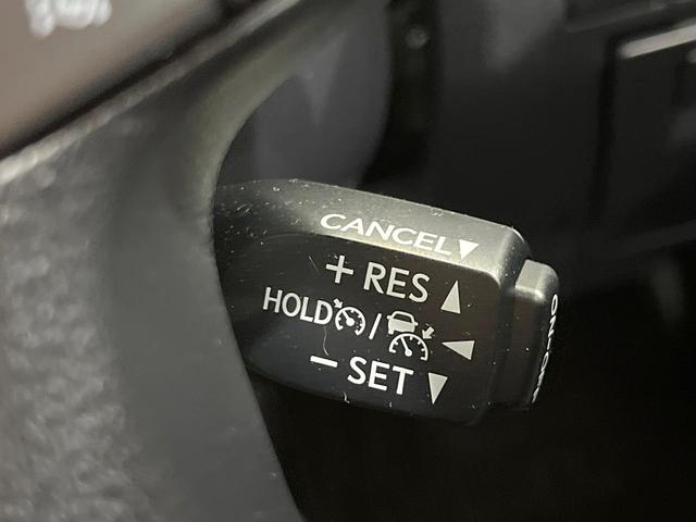 ヴェルファイアハイブリッド Z 4WD 両側電動ドア 純正SDナビ 後席モニター バックカメラ プリクラッシュセーフティ レーダークルーズ 禁煙車 ドラレコ コーナーセンサー スマートキー LEDヘッド ビルトインETC(31枚目)