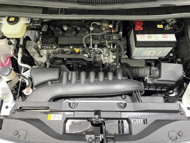 ヴォクシー Ｓ－Ｚ　４ＷＤ　両側電動ドア　バックカメラ　寒冷地仕様　プリクラッシュセーフティ　１００Ｖ電源　レーダークルーズ　禁煙車　ハーフレザーシート　前席シートヒーター　コーナーセンサー　スマートキー　ＬＥＤヘッド（18枚目）