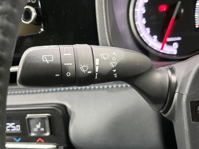 ヴォクシー Ｓ－Ｚ　４ＷＤ　両側電動ドア　バックカメラ　寒冷地仕様　プリクラッシュセーフティ　１００Ｖ電源　レーダークルーズ　禁煙車　ハーフレザーシート　前席シートヒーター　コーナーセンサー　スマートキー　ＬＥＤヘッド（28枚目）