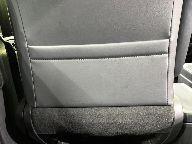 ヴォクシー Ｓ－Ｚ　４ＷＤ　両側電動ドア　バックカメラ　寒冷地仕様　プリクラッシュセーフティ　１００Ｖ電源　レーダークルーズ　禁煙車　ハーフレザーシート　前席シートヒーター　コーナーセンサー　スマートキー　ＬＥＤヘッド（53枚目）