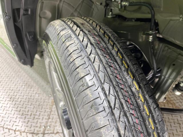 ジムニー XC 4WD 届出済未使用車 ターボ セーフティサポート コーナーセンサー スマートキー LEDヘッド クルコン オートハイビーム 車線逸脱警報 オートライト オートエアコン 純正16インチアルミ(60枚目)