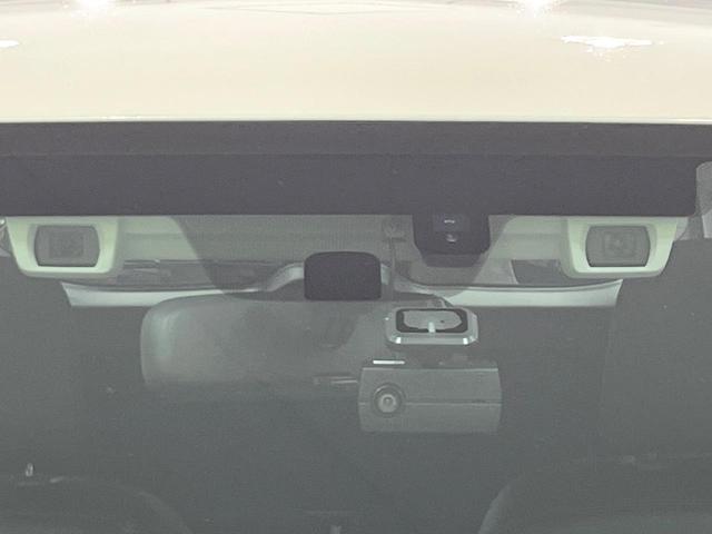 フォレスター スタイルモダン 4WD 禁煙車 純正ナビ アイサイトver.3 バックカメラ レーダークルーズ ハーフレザーシート ドラレコ スマートキー LEDヘッド ETC 純正17インチアルミ オートハイビーム 車線逸脱警報(3枚目)