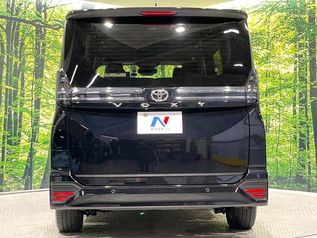 ヴォクシー Ｓ－Ｚ　４ＷＤ　両側電動ドア　バックカメラ　寒冷地仕様　トヨタセーフティセンス　レーダークルーズ　禁煙車　ハーフレザーシート　ドラレコ　コーナーセンサー　スマートキー　ＬＥＤヘッド　ビルトインＥＴＣ（16枚目）