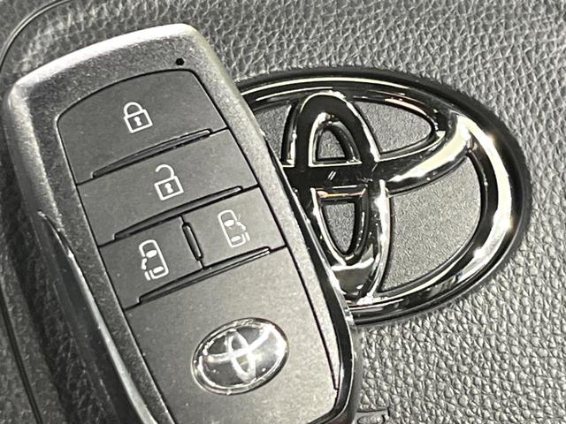 ヴォクシー Ｓ－Ｚ　４ＷＤ　両側電動ドア　バックカメラ　寒冷地仕様　トヨタセーフティセンス　レーダークルーズ　禁煙車　ハーフレザーシート　ドラレコ　コーナーセンサー　スマートキー　ＬＥＤヘッド　ビルトインＥＴＣ（29枚目）