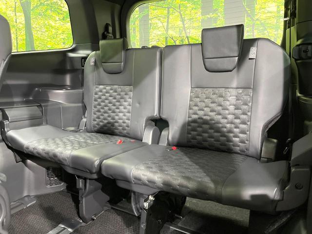 ヴォクシー Ｓ－Ｚ　４ＷＤ　両側電動ドア　バックカメラ　寒冷地仕様　トヨタセーフティセンス　レーダークルーズ　禁煙車　ハーフレザーシート　ドラレコ　コーナーセンサー　スマートキー　ＬＥＤヘッド　ビルトインＥＴＣ（42枚目）