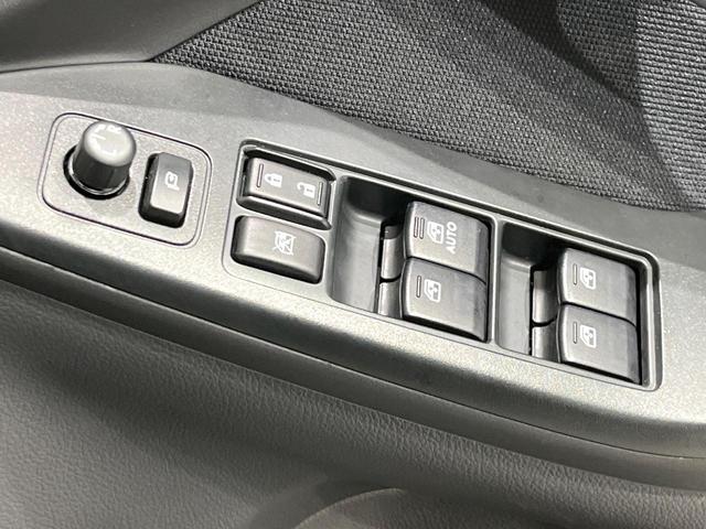 フォレスター 2.0i-L 4WD バックカメラ アイサイトVer2 レーダークルーズ 禁煙車 ドラレコ スマートキー HIDヘッド ETC 純正17インチアルミ オートライト デュアルエアコン CD DVD再生 フルセグ(37枚目)