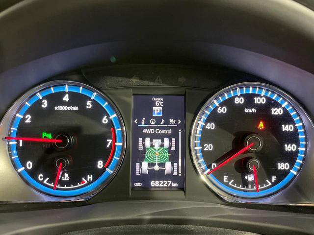 ハリアー プレミアム　アドバンスドパッケージ　４ＷＤ　全周囲カメラ　ＪＢＬサウンド　寒冷地仕様　プリクラッシュセーフティ　レーダークルーズ　禁煙車　電動リアゲート　ハーフレザーシート　パワーシート　コーナーセンサー　スマートキー　ＬＥＤヘッド（23枚目）