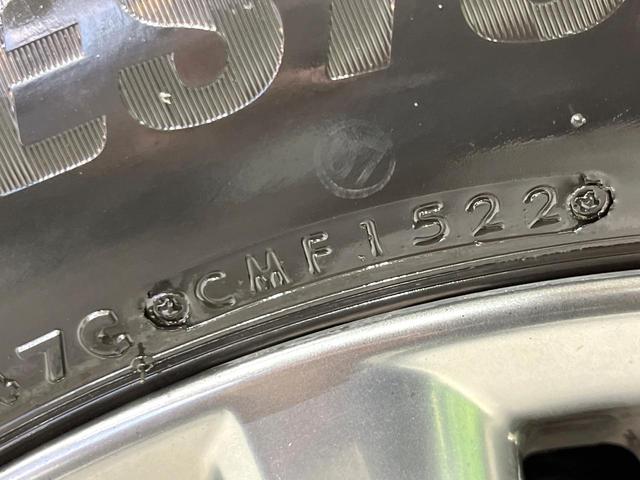 ハリアー プレミアム　アドバンスドパッケージ　４ＷＤ　全周囲カメラ　ＪＢＬサウンド　寒冷地仕様　プリクラッシュセーフティ　レーダークルーズ　禁煙車　電動リアゲート　ハーフレザーシート　パワーシート　コーナーセンサー　スマートキー　ＬＥＤヘッド（52枚目）