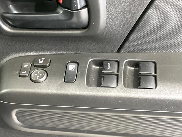 ワゴンＲ ＦＡ　４ＷＤ　バックカメラ　スズキセーフティサポート　シートヒーター　コーナーセンサー　車線逸脱警報　オートライト　Ｂｌｕｅｔｏｏｔｈ　ＣＤ　ＤＶＤ再生　フルセグ　ドアバイザー　プライバシーガラス（30枚目）