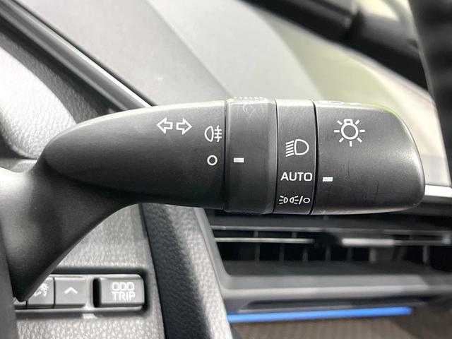 プリウス Ｚ　４ＷＤ　禁煙車　１２。３インチディスプレイオーディオ　全周囲カメラ　寒冷地仕様　プリクラッシュセーフティ　レーダークルーズ　半革シート　前席シートエアコン　パワーシート　コーナーセンサー　スマートキー（27枚目）