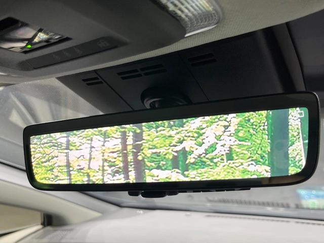 プリウス Ｚ　４ＷＤ　禁煙車　１２。３インチディスプレイオーディオ　全周囲カメラ　寒冷地仕様　プリクラッシュセーフティ　レーダークルーズ　半革シート　前席シートエアコン　パワーシート　コーナーセンサー　スマートキー（30枚目）