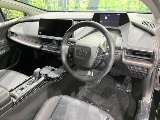 プリウス Ｚ　４ＷＤ　禁煙車　１２。３インチディスプレイオーディオ　全周囲カメラ　寒冷地仕様　プリクラッシュセーフティ　レーダークルーズ　半革シート　前席シートエアコン　パワーシート　コーナーセンサー　スマートキー（39枚目）
