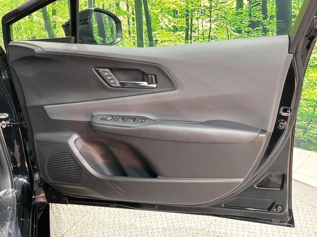 プリウス Ｚ　４ＷＤ　禁煙車　１２。３インチディスプレイオーディオ　全周囲カメラ　寒冷地仕様　プリクラッシュセーフティ　レーダークルーズ　半革シート　前席シートエアコン　パワーシート　コーナーセンサー　スマートキー（46枚目）