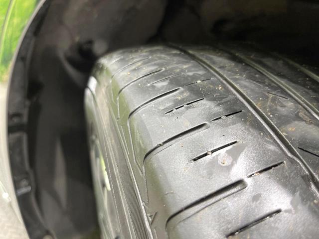 プリウス Ｚ　４ＷＤ　禁煙車　１２。３インチディスプレイオーディオ　全周囲カメラ　寒冷地仕様　プリクラッシュセーフティ　レーダークルーズ　半革シート　前席シートエアコン　パワーシート　コーナーセンサー　スマートキー（52枚目）