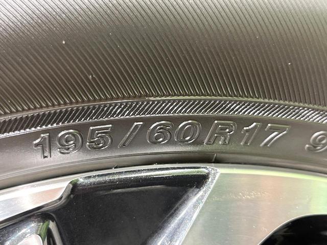 プリウス Ｚ　４ＷＤ　禁煙車　１２。３インチディスプレイオーディオ　全周囲カメラ　寒冷地仕様　プリクラッシュセーフティ　レーダークルーズ　半革シート　前席シートエアコン　パワーシート　コーナーセンサー　スマートキー（53枚目）