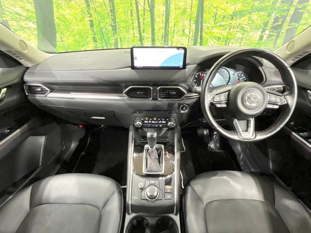 ＣＸ－５ ＸＤ　ブラックトーンエディション　４ＷＤ　禁煙車　ターボ　ディーゼル　１０型マツダコネクト　周囲カメラ　スマートシティブレーキサポート　レーダークルーズ　ハーフレザーシート　パワーシート　コーナーセンサー　スマートキー　ＬＥＤヘッド（2枚目）