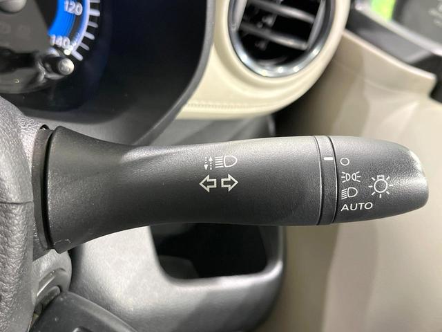 デイズ Ｂ　４ＷＤ　インテリジェントエマージェンシーブレーキ　禁煙車　コーナーセンサー　シートヒーター　オートライト　ＣＤ　オーディオ　キーレス　アイドリングストップ　ドアバイザー　トラクションコントロール（7枚目）