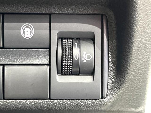 デイズ Ｂ　４ＷＤ　インテリジェントエマージェンシーブレーキ　禁煙車　コーナーセンサー　シートヒーター　オートライト　ＣＤ　オーディオ　キーレス　アイドリングストップ　ドアバイザー　トラクションコントロール（28枚目）