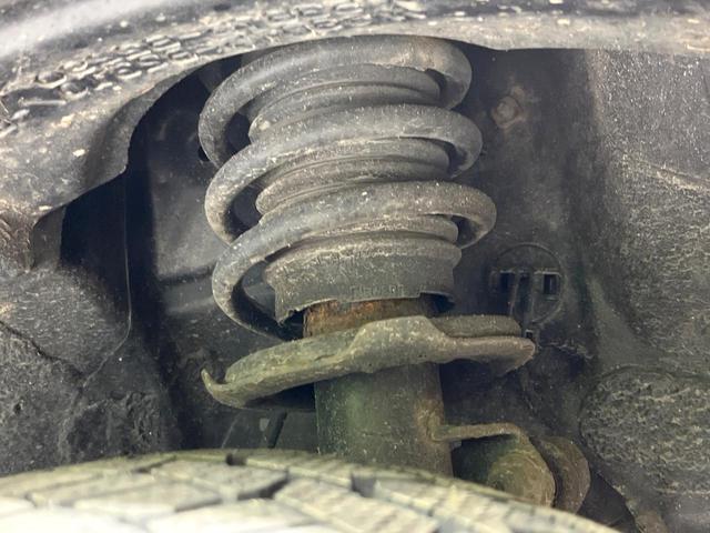 ムーヴ Ｘ　４ＷＤ　禁煙車　スマートキー　純正１４インチアルミ　オートライト　オートエアコン　ＣＤ　アイドリングストップ（20枚目）