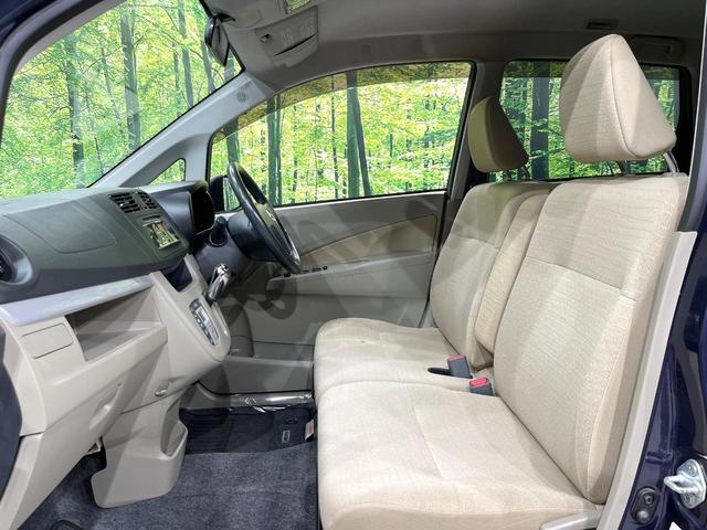 ムーヴ Ｘ　４ＷＤ　禁煙車　スマートキー　純正１４インチアルミ　オートライト　オートエアコン　ＣＤ　アイドリングストップ（25枚目）