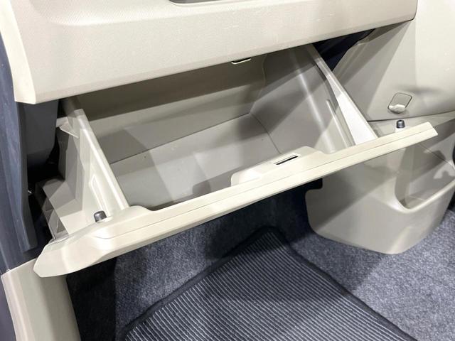 ムーヴ Ｘ　４ＷＤ　禁煙車　スマートキー　純正１４インチアルミ　オートライト　オートエアコン　ＣＤ　アイドリングストップ（31枚目）