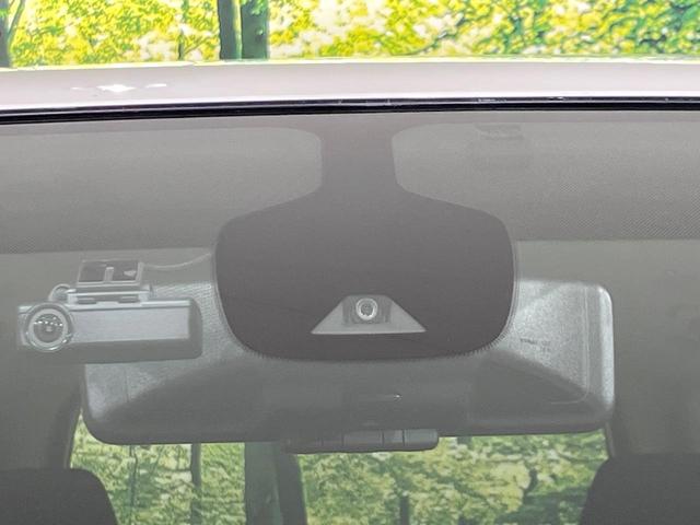 セレナ ハイウェイスターＶ　４ＷＤ　プロパイロット　両側電動ドア　純正９インチナビ　後席モニター　全周囲カメラ　インテリジェントエマージェンシーブレーキ　レーダークルーズ　禁煙車　ドラレコ　コーナーセンサー　スマートキー　ＬＥＤ（3枚目）