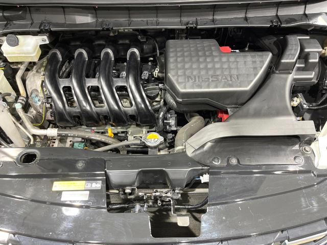 セレナ ハイウェイスターＶ　４ＷＤ　プロパイロット　両側電動ドア　純正９インチナビ　後席モニター　全周囲カメラ　インテリジェントエマージェンシーブレーキ　レーダークルーズ　禁煙車　ドラレコ　コーナーセンサー　スマートキー　ＬＥＤ（18枚目）