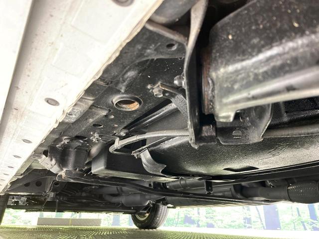 セレナ ハイウェイスターＶ　４ＷＤ　プロパイロット　両側電動ドア　純正９インチナビ　後席モニター　全周囲カメラ　インテリジェントエマージェンシーブレーキ　レーダークルーズ　禁煙車　ドラレコ　コーナーセンサー　スマートキー　ＬＥＤ（22枚目）