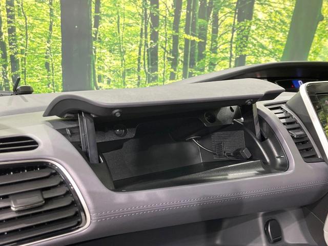 セレナ ハイウェイスターＶ　４ＷＤ　プロパイロット　両側電動ドア　純正９インチナビ　後席モニター　全周囲カメラ　インテリジェントエマージェンシーブレーキ　レーダークルーズ　禁煙車　ドラレコ　コーナーセンサー　スマートキー　ＬＥＤ（48枚目）