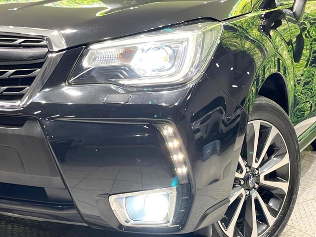 フォレスター ２．０ＸＴ　アイサイト　４ＷＤ　禁煙車　純正ＳＤナビ　バックカメラ　アイサイトｖｅｒ．２　レーダークルーズ　ハーフレザーシート　全席シートヒーター　スマートキー　ＬＥＤヘッド　ビルトインＥＴＣ　純正１８インチアルミ（12枚目）