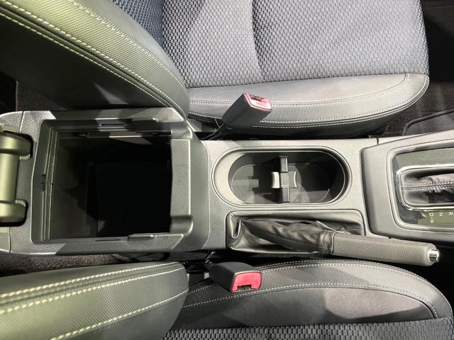 フォレスター ２．０ＸＴ　アイサイト　４ＷＤ　禁煙車　純正ＳＤナビ　バックカメラ　アイサイトｖｅｒ．２　レーダークルーズ　ハーフレザーシート　全席シートヒーター　スマートキー　ＬＥＤヘッド　ビルトインＥＴＣ　純正１８インチアルミ（53枚目）